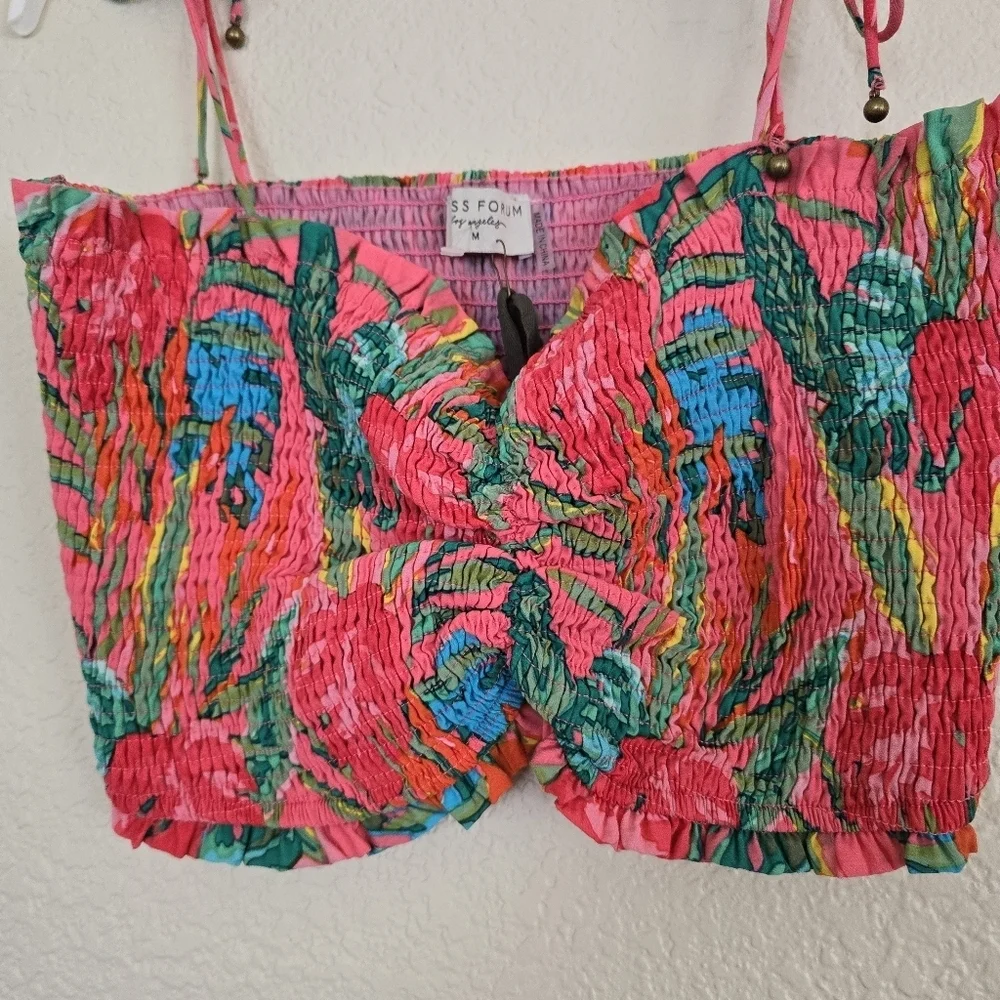Dress Forum NWT Tropical Breeze Smocked Halter Top Medium - Picture 4 of 9